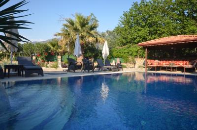 Villa / Détaché de 3 chambres à vendre à Hisaronu