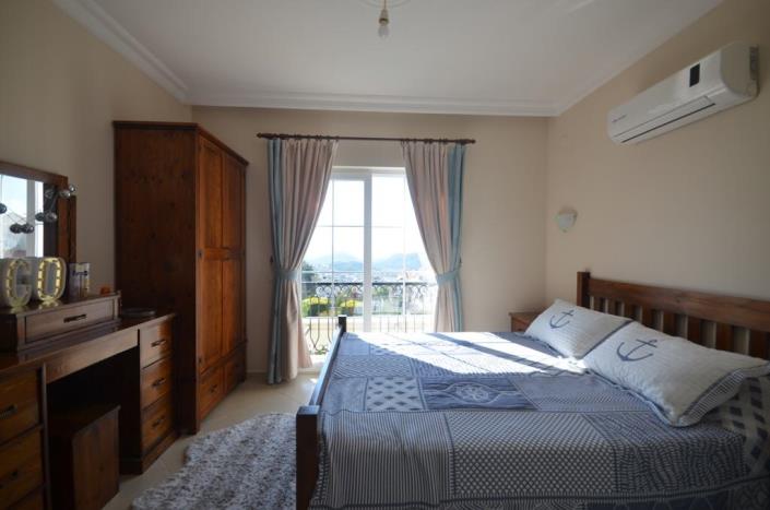 Image No.11-4 Bed Villa / Detached for sale