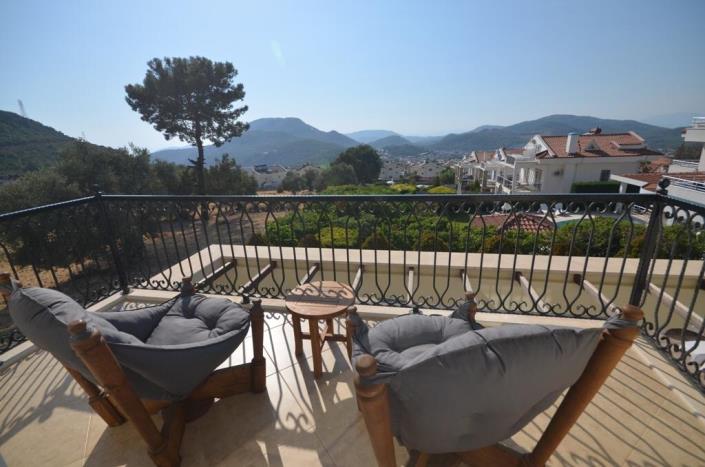 Image No.12-4 Bed Villa / Detached for sale