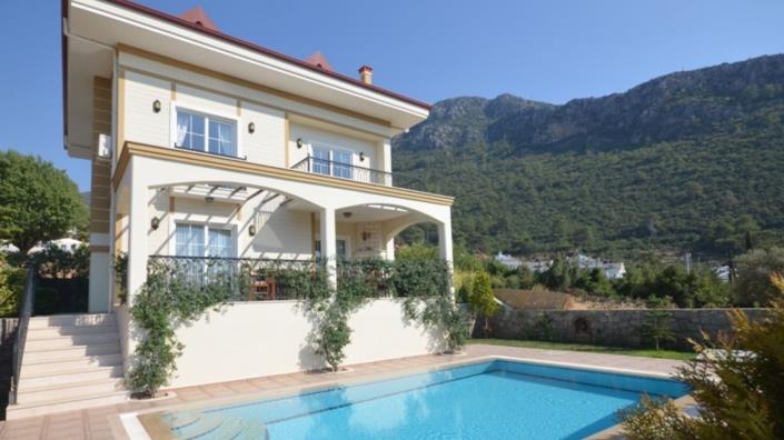 Image No.19-4 Bed Villa / Detached for sale