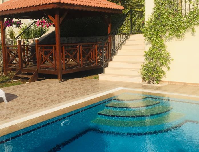 Image No.18-4 Bed Villa / Detached for sale