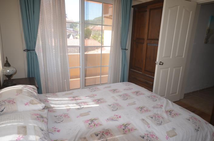 Image No.22-3 Bed Villa / Detached for sale