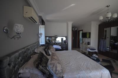 13a--master-bedroom