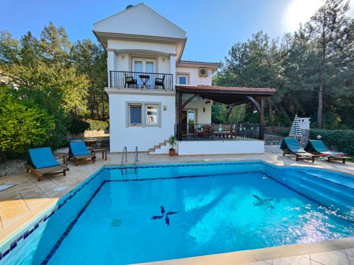 Image No.33-3 Bed Villa / Detached for sale