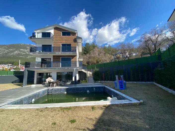 Image No.19-Villa / Détaché de 4 chambres à vendre à Ovacik