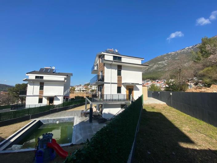 Image No.21-Villa / Détaché de 4 chambres à vendre à Ovacik