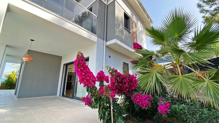 Image No.3-4 Bed Villa / Detached for sale