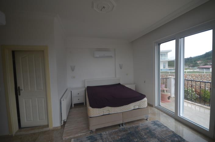 Image No.22-3 Bed Villa / Detached for sale