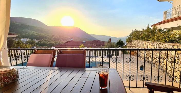 Image No.2-3 Bed Villa / Detached for sale