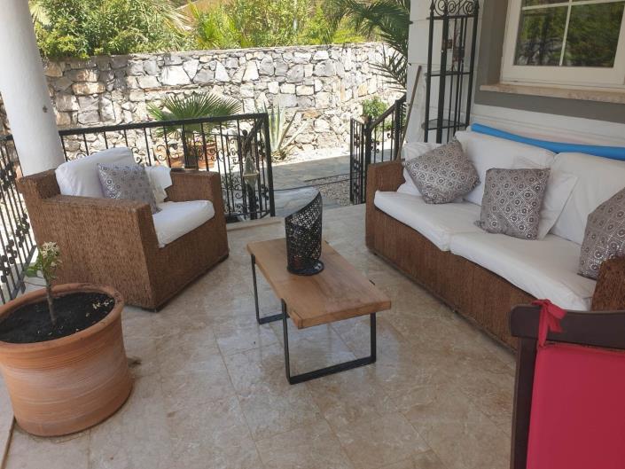 Image No.8-3 Bed Villa / Detached for sale