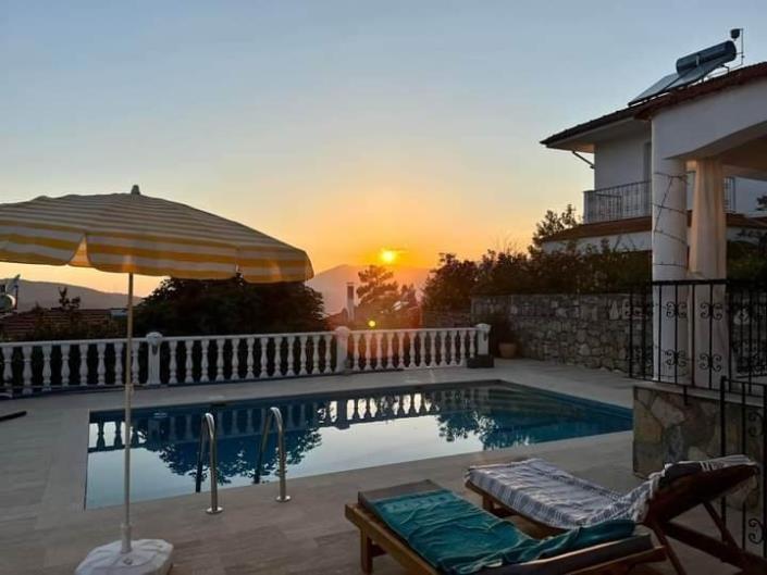 Image No.30-3 Bed Villa / Detached for sale