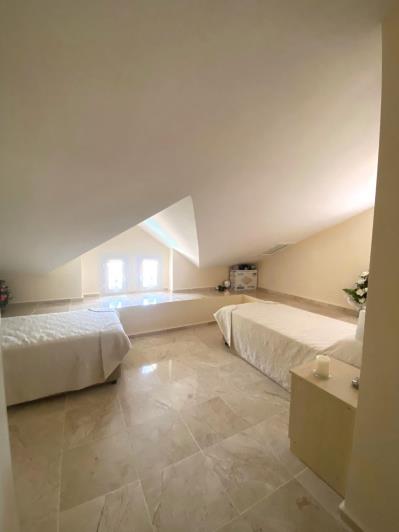 Image No.20-2 Bed Duplex for sale