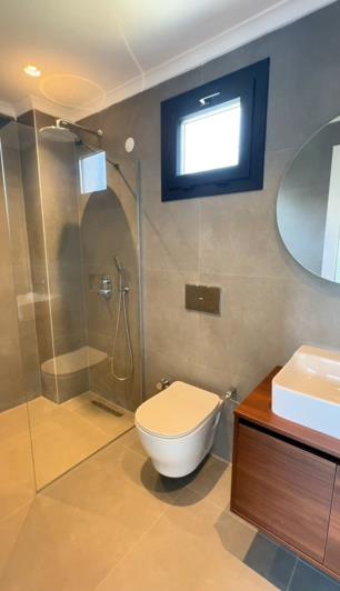 Image No.14-3 Bed Villa / Detached for sale