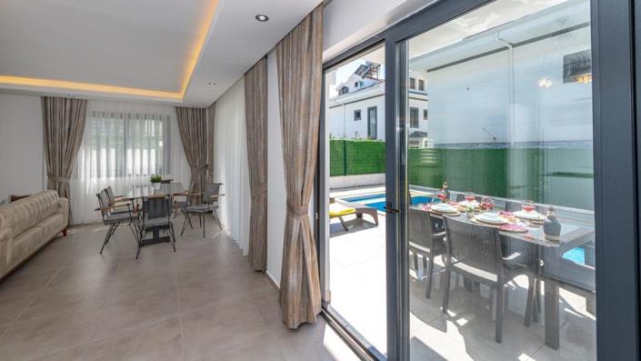 Image No.8-4 Bed House/Villa for sale