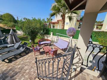 poolside-terrace