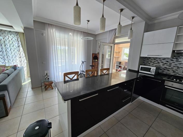 Image No.7-4 Bed House/Villa for sale