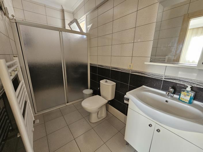 Image No.13-4 Bed House/Villa for sale