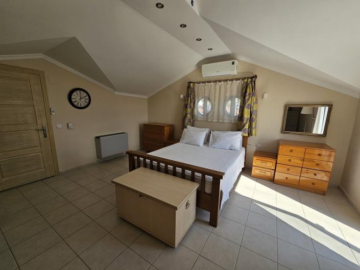 Image No.19-4 Bed House/Villa for sale