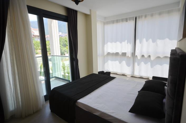 Image No.18-4 Bed Villa / Detached for sale