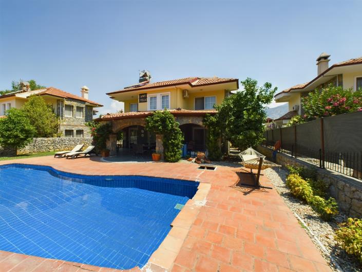 Image No.5-Villa / Détaché de 3 chambres à vendre à Hisaronu