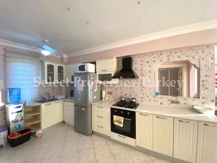 Image No.13-4 Bed Apartment for sale