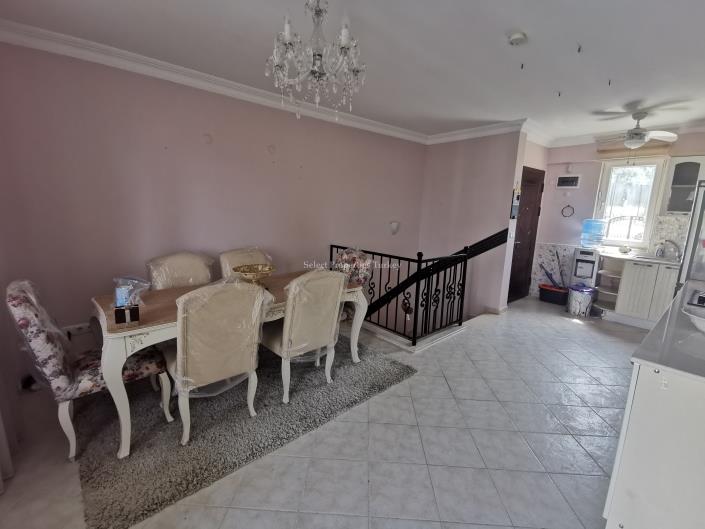Image No.17-4 Bed Apartment for sale