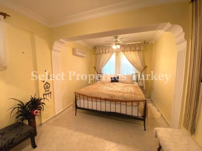Image No.29-4 Bed Apartment for sale