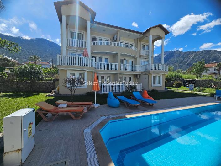 Image No.2-4 Bed Apartment for sale