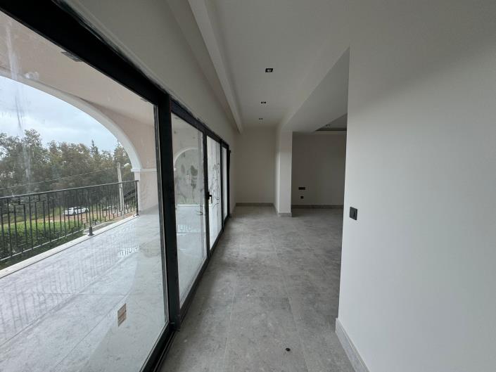 Image No.11-4 Bed Villa for sale