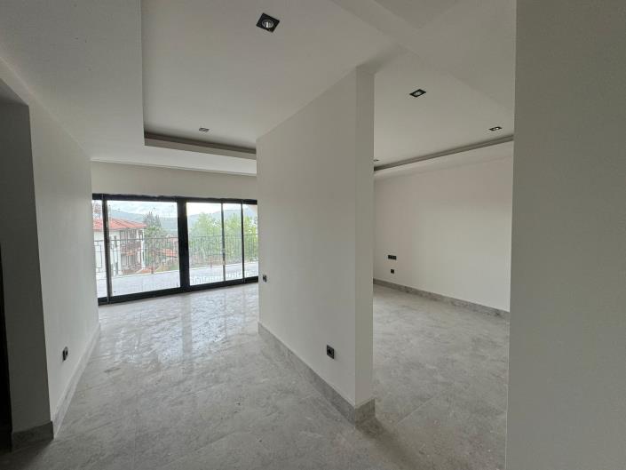 Image No.14-4 Bed Villa for sale