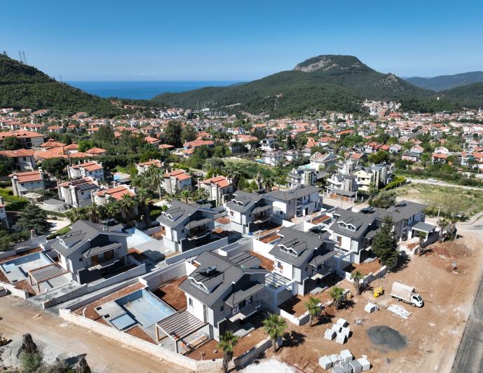 Image No.2-4 Bed House/Villa for sale