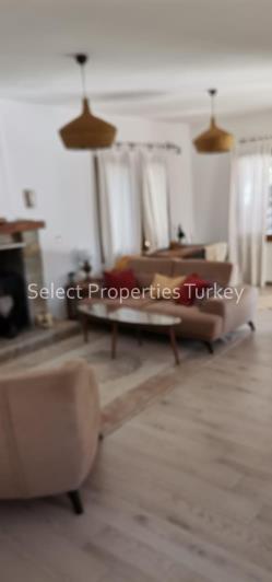 Image No.37-4 Bed Villa / Detached for sale