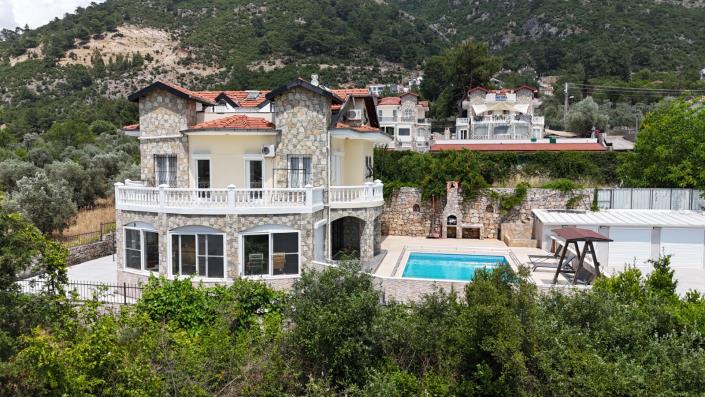 Image No.5-5 Bed House/Villa for sale