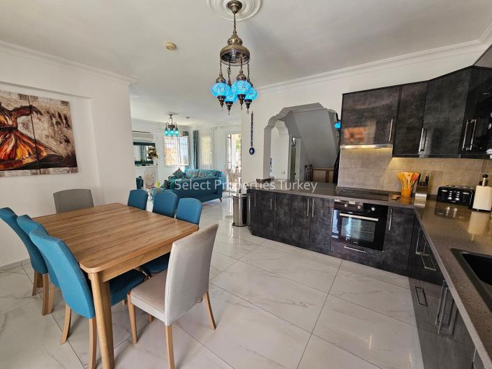 Image No.18-5 Bed House/Villa for sale