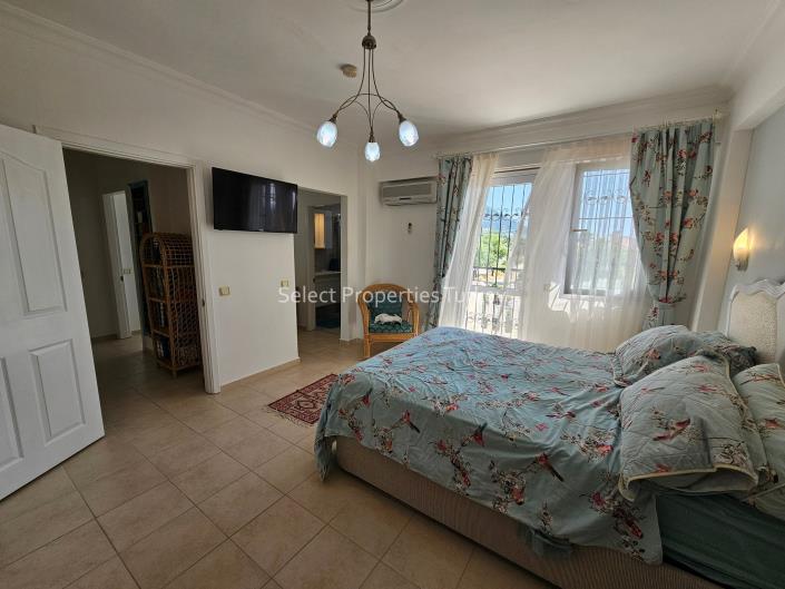 Image No.35-5 Bed House/Villa for sale