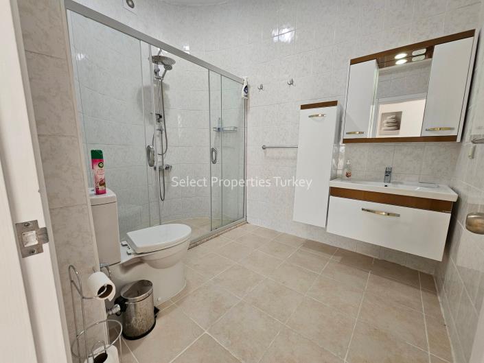 Image No.51-5 Bed House/Villa for sale