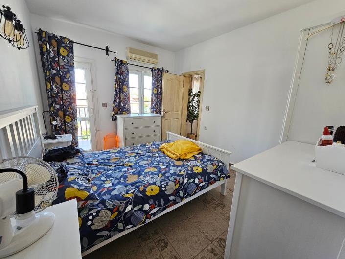 Image No.25-2 Bed Apartment for sale