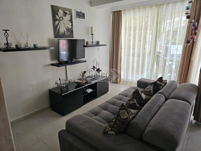 Image No.10-1 Bed Apartment for sale