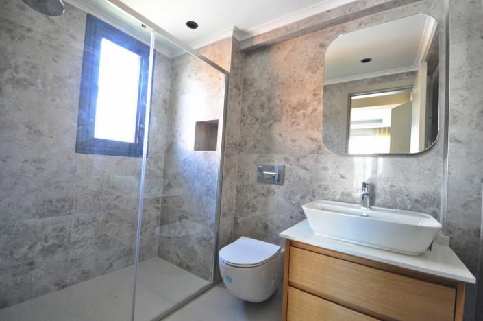 Image No.6-4 Bed House/Villa for sale