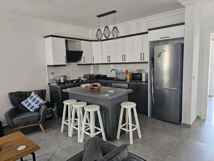 Image No.10-3 Bed Apartment for sale