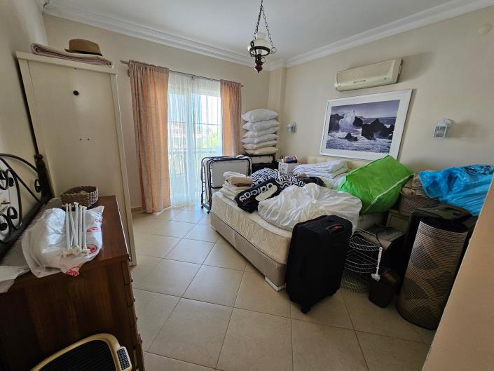 Image No.33-4 Bed Villa / Detached for sale