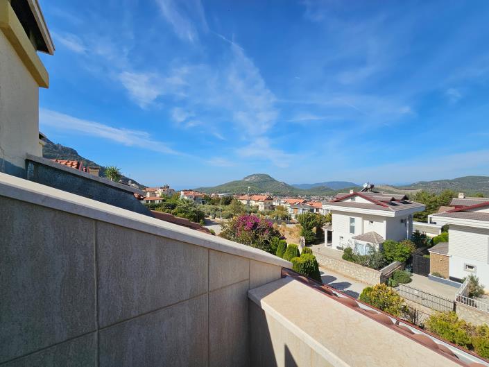 Image No.38-4 Bed Villa / Detached for sale