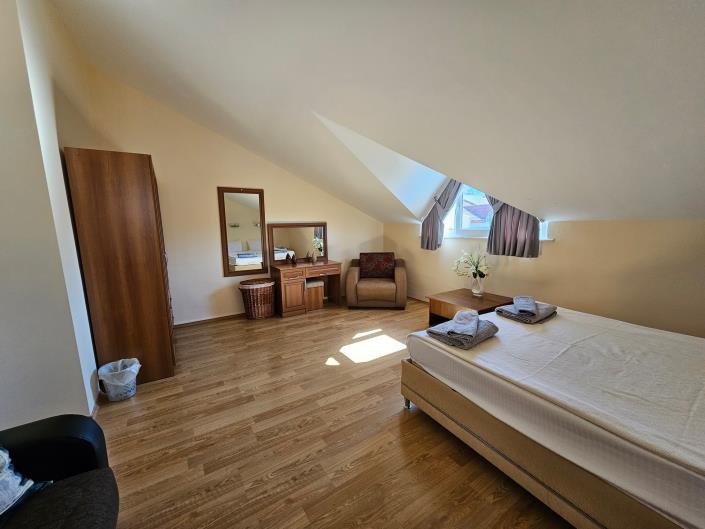 Image No.39-3 Bed Duplex for sale