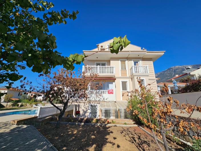 Image No.5-4 Bed Apartment for sale