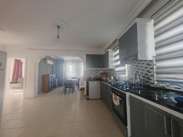 Image No.11-4 Bed Apartment for sale