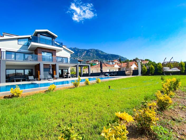 Image No.1-Villa / Détaché de 4 chambres à vendre à Hisaronu