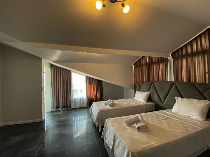 Image No.22-4 Bed Villa / Detached for sale