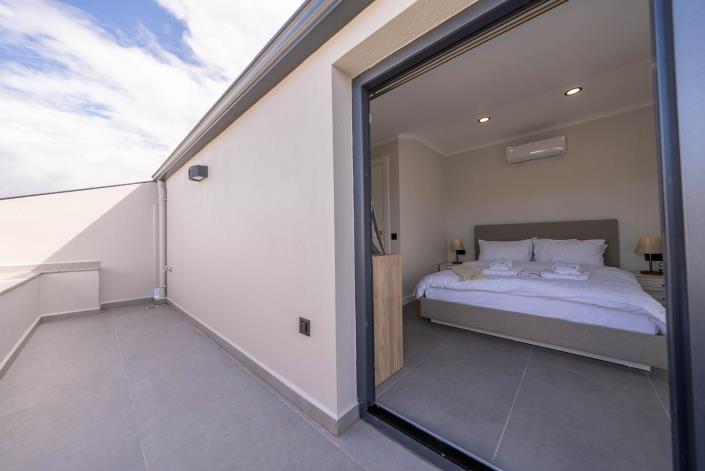 Image No.23-4 Bed House/Villa for sale