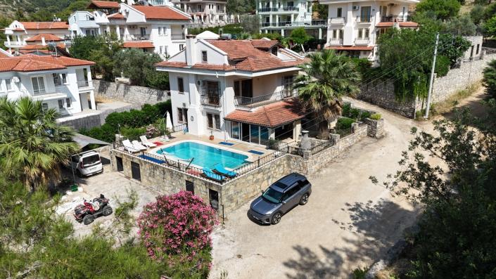 Image No.5-5 Bed Villa / Detached for sale