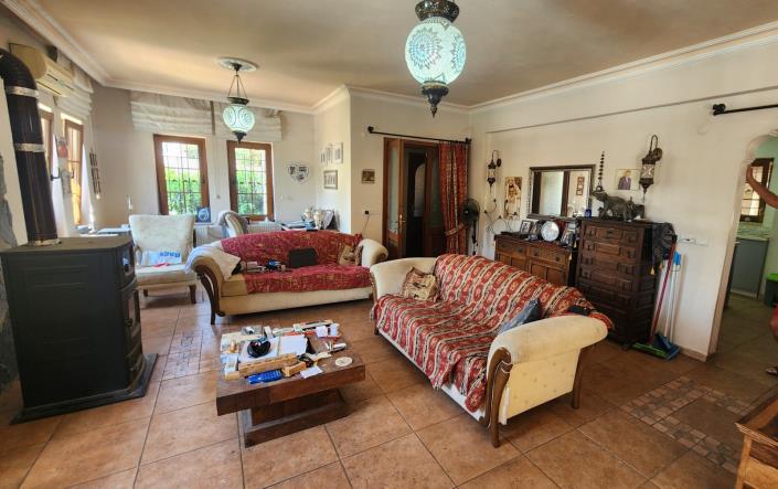 Image No.9-5 Bed Villa / Detached for sale